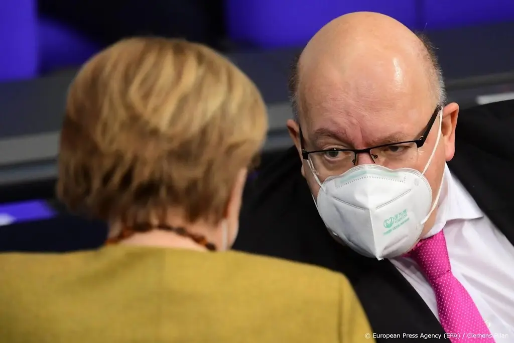 duitsland dreigt met juridische stappen vanwege vertraging vaccin1612062508