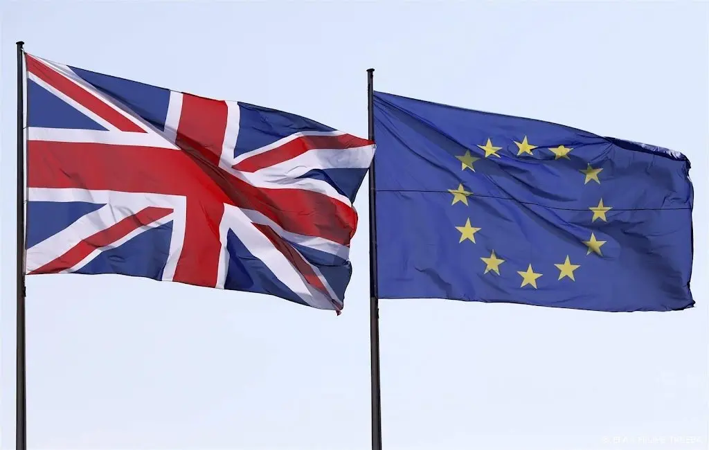 economen brexit kost britse economie 100 miljard pond per jaar1675158522