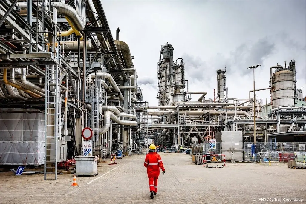 europese co2 rechten kosten voor het eerst meer dan 100 euro1676982968