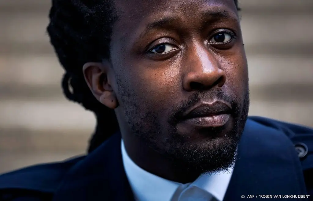 glazenwasser die fotos van huis akwasi deelde op non actief1594727292