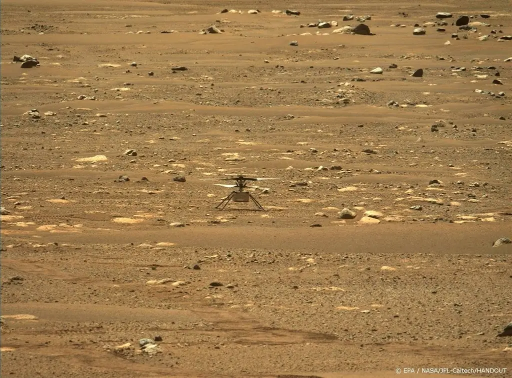 helikopter maakt historische eerste vlucht op andere planeet1618831217