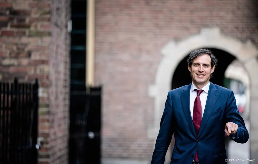 hoekstra staat klaar om kabinet in te gaan als omtzigt wint1594563637