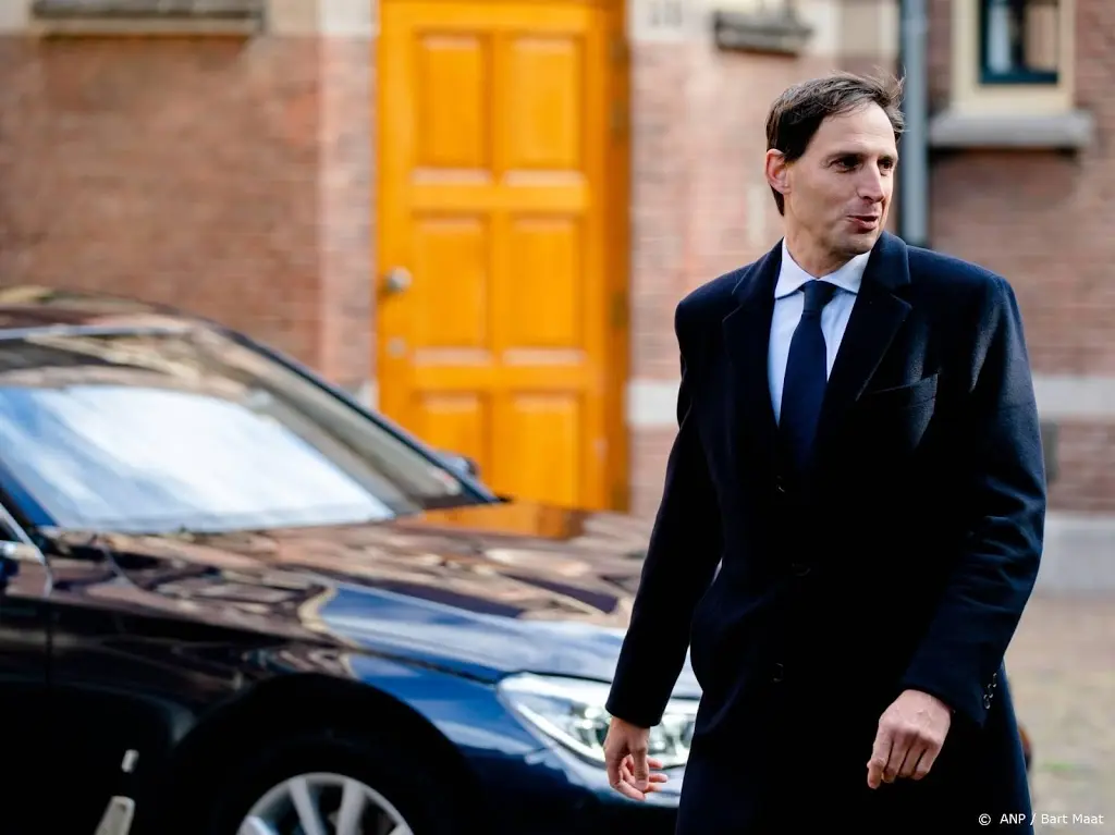 hoekstra zorgen over uitblijven akkoord bij klm1601412728