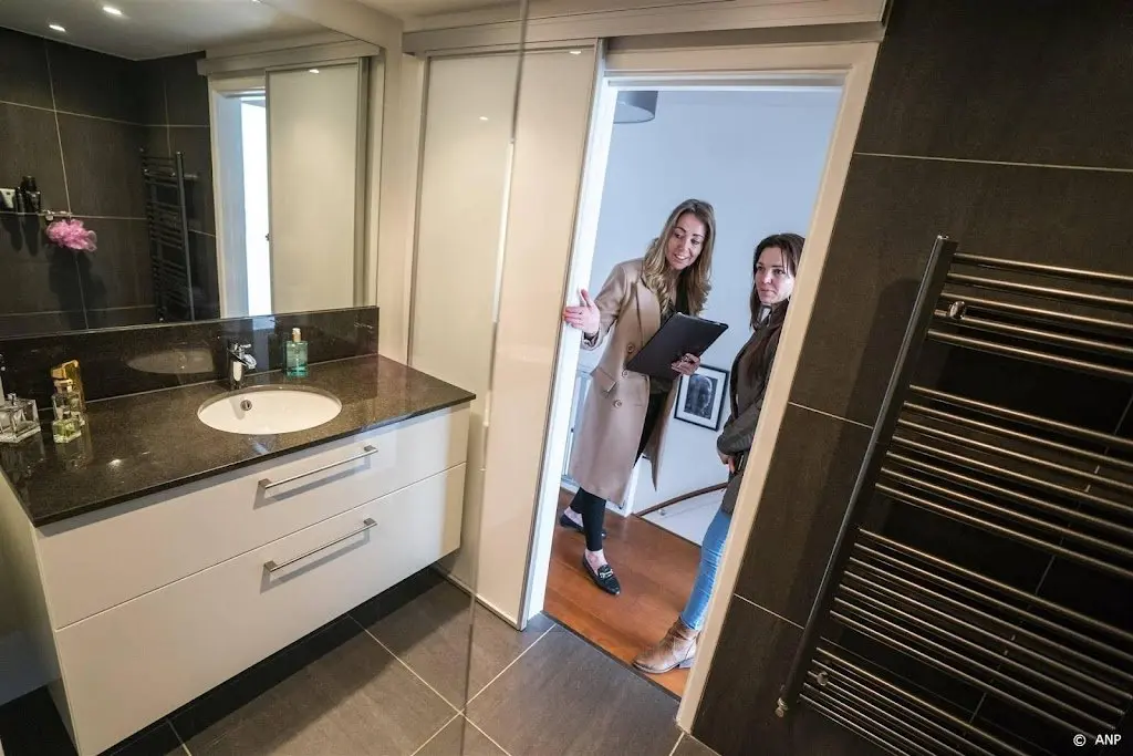 huizenprijzen stijgen voor vierde maand op rij1698012991