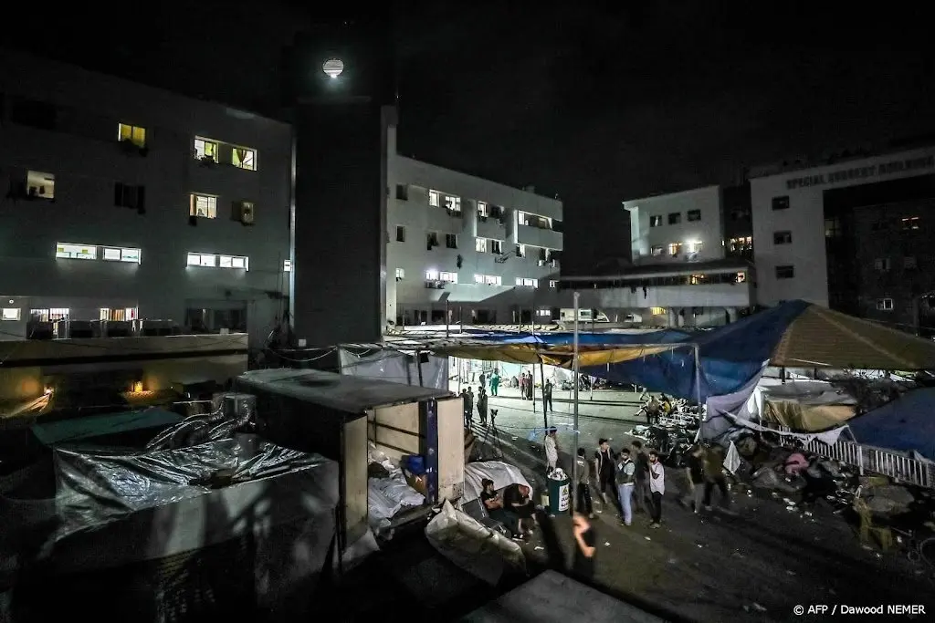 israelische krijgsmacht inval in al shifaziekenhuis is nog bezig1700034058