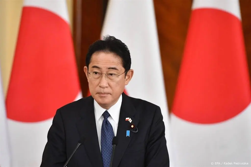 japanse premier geevacueerd na explosie tijdens toespraak1681529343