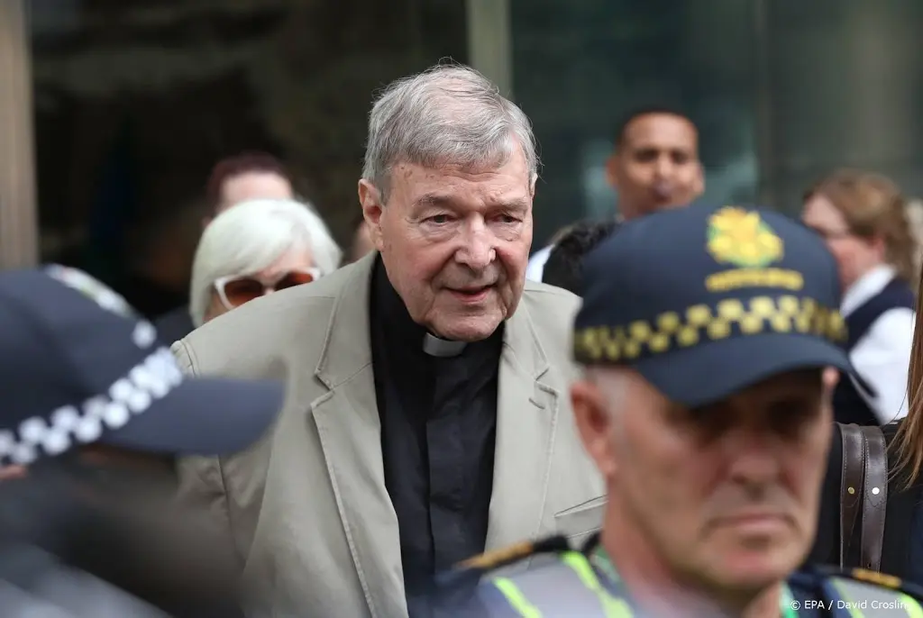 kardinaal pell schuldig aan 5 misbruikzaken1551147616