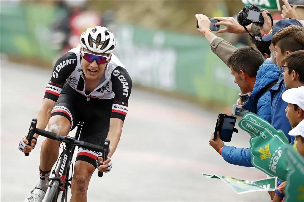 kelderman passeert contador op slotdag1505069548