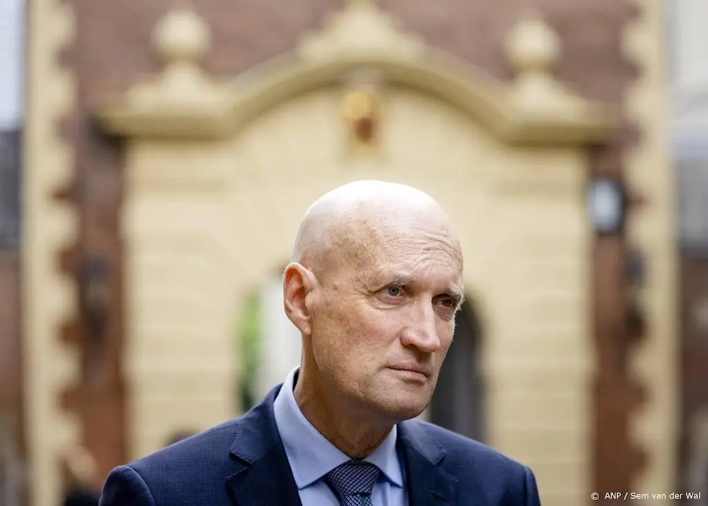 kuipers kans is groot dat apenpokken naar nederland komen1653040098