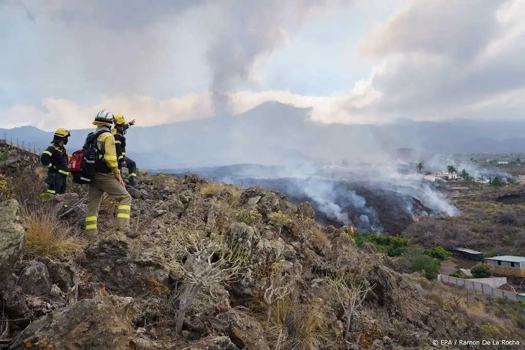 lavastromen la palma naderen zee experts waarschuwen voor dampen1632300736