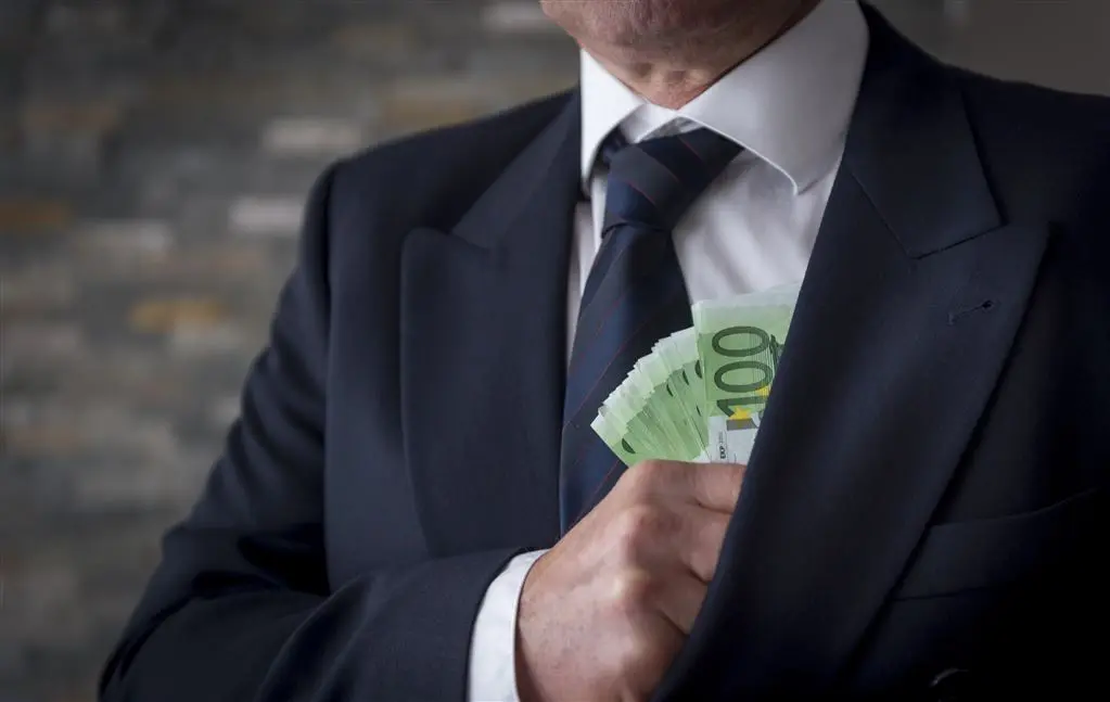 lobbywerk banken is miljoenenbusiness1479816270