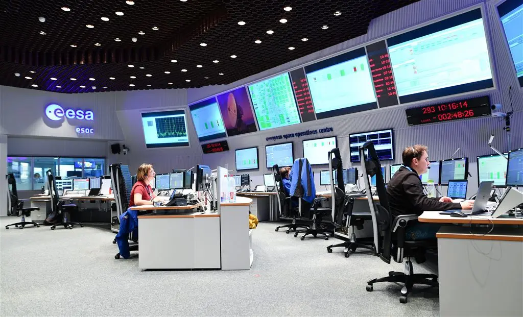 marslander neergestort mogelijk ontploft1477071143