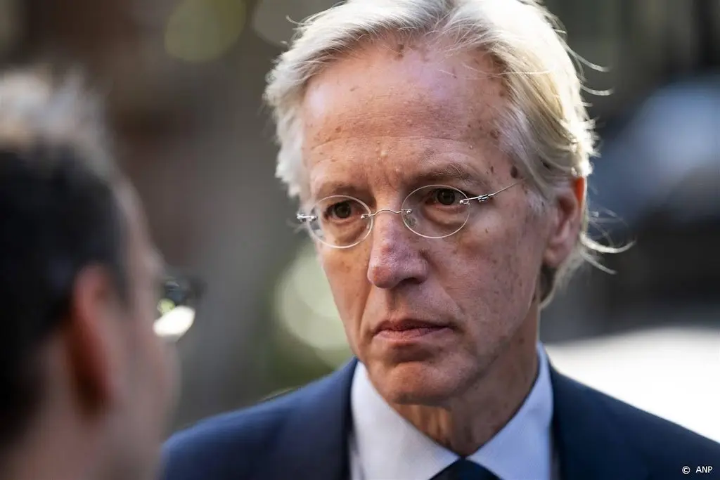 minister verontrust over stagnatie vrouwen in top bedrijfsleven1693550249