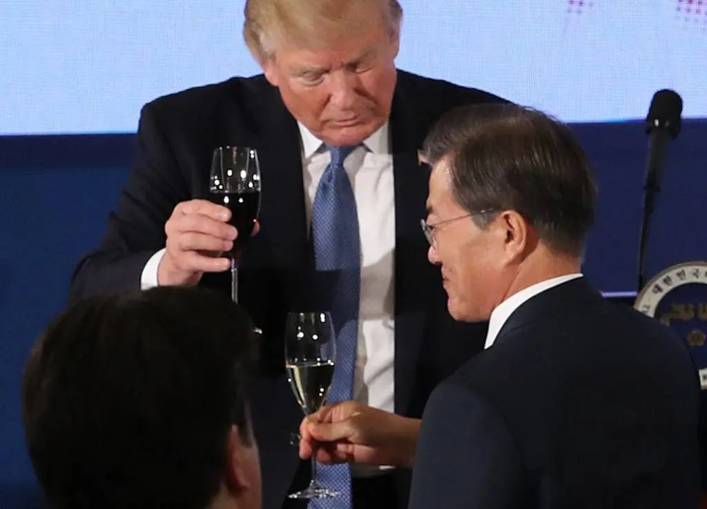 moon trump verdient nobelprijs voor de vrede1525088661