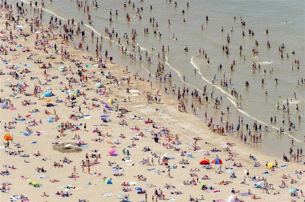 nederlandse kust populair bij de buren1455689839
