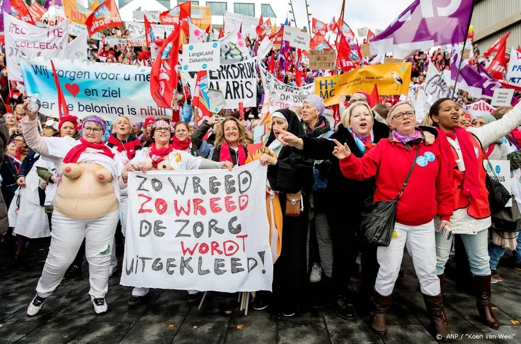 nieuwe cao ziekenhuispersoneel 8 procent erbij1576295769