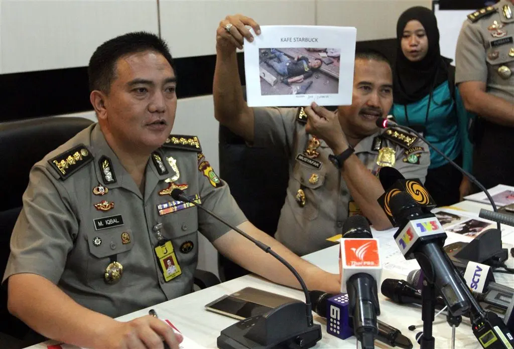 nog een dode na aanslag in jakarta1453012118