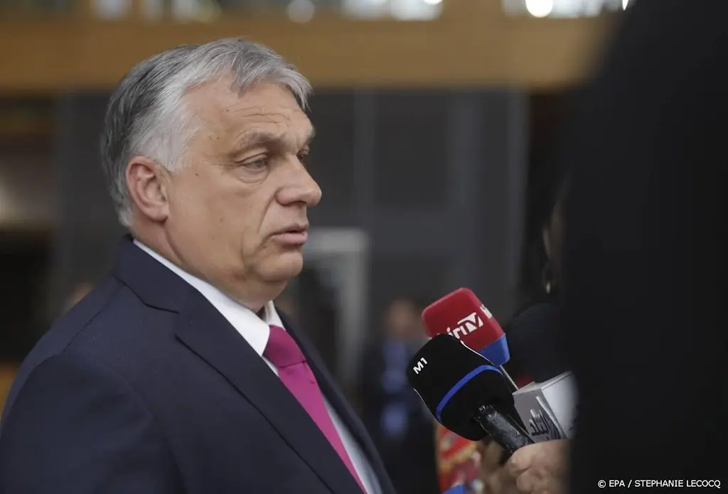 orban geen principeakkoord over embargo russische olie1653919719