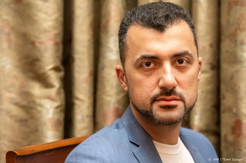 ozcan akyol over bedreiger drie daagjes schoffelen nogal pover1593857526