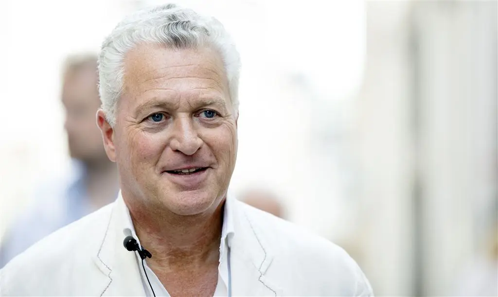 partij vnl breekt met bram moszkowicz1452682573