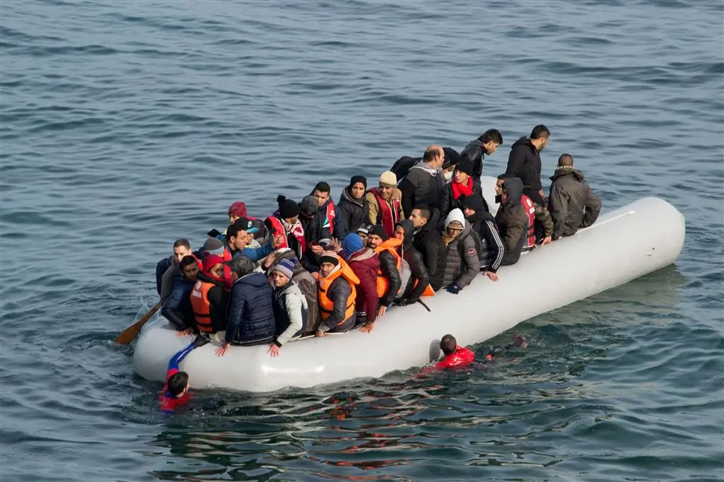 peuter verdronken voor griekse kust1451811139