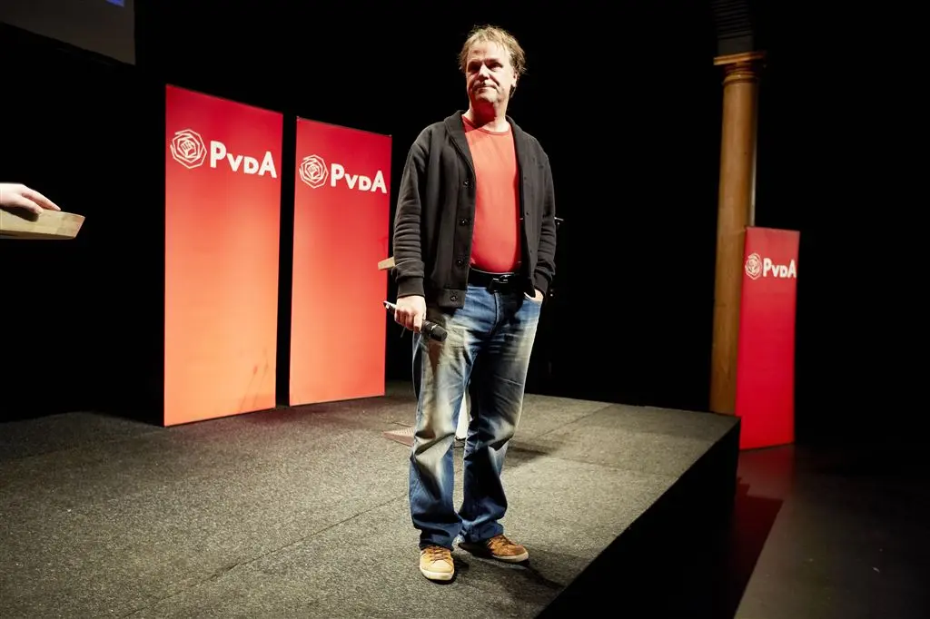 pvda politicus moet meer naar de mensen toe1415851456