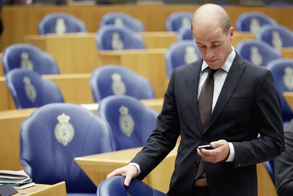 samsom nederland kan vluchtelingenstroom aan1445664009