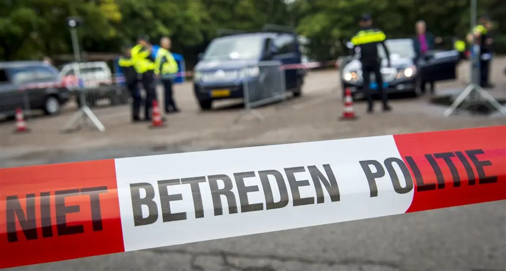 steekpartij bij school voorburg1412942654