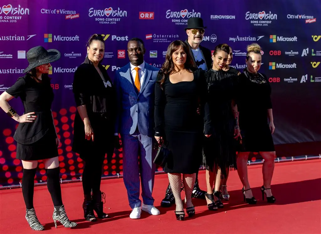 trijntje in het zwart over songfestivalloper1431883684