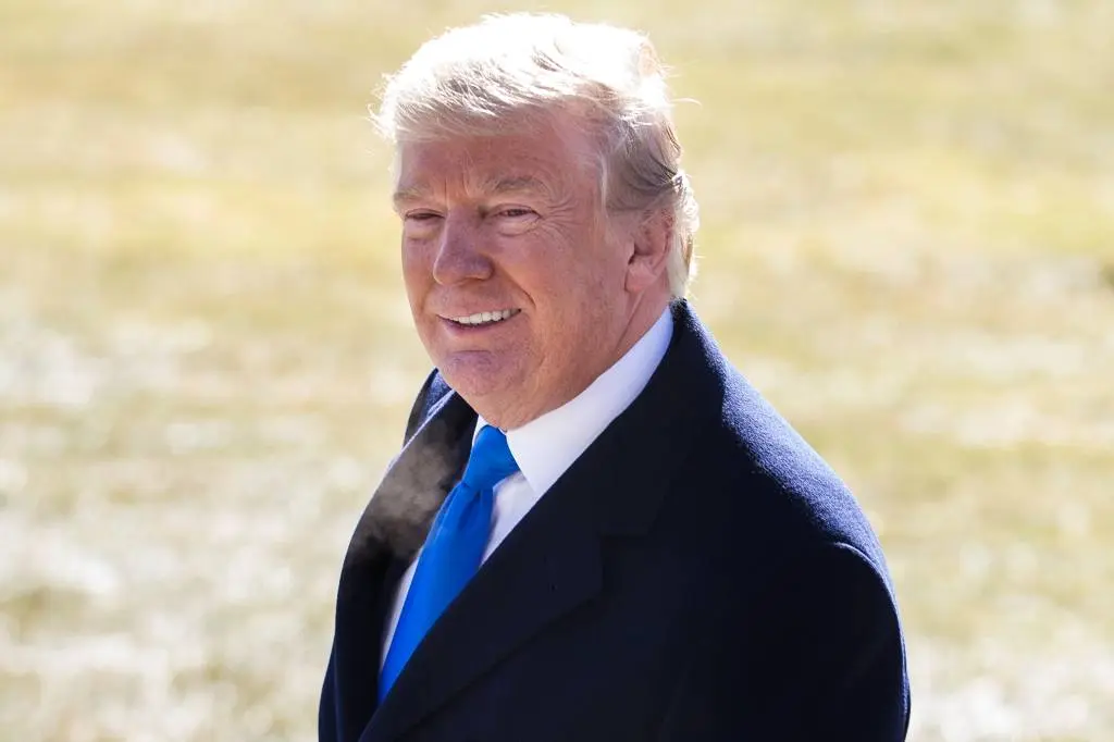 trump vraagt 27 miljard voor grenzen en muur1515203301