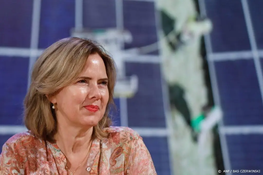 van nieuwenhuizen ik hou me aan regels bij overstap naar lobby1630414580