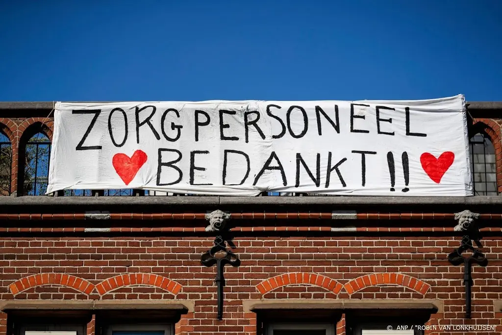 veel zorgpersoneel voelt zich in de steek gelaten door overheid1598010003