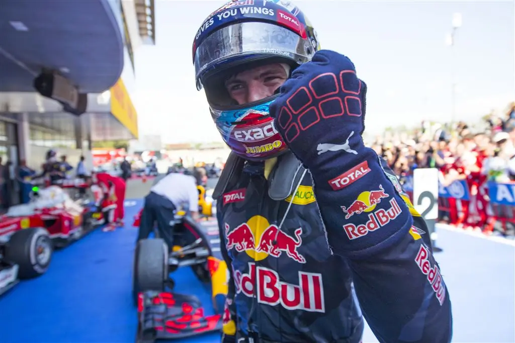 verstappen sprakeloos na superieure zege1463327364