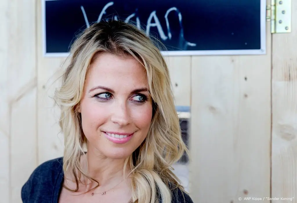 vivian reijs doet het rustiger aan na hartstilstand1571831800