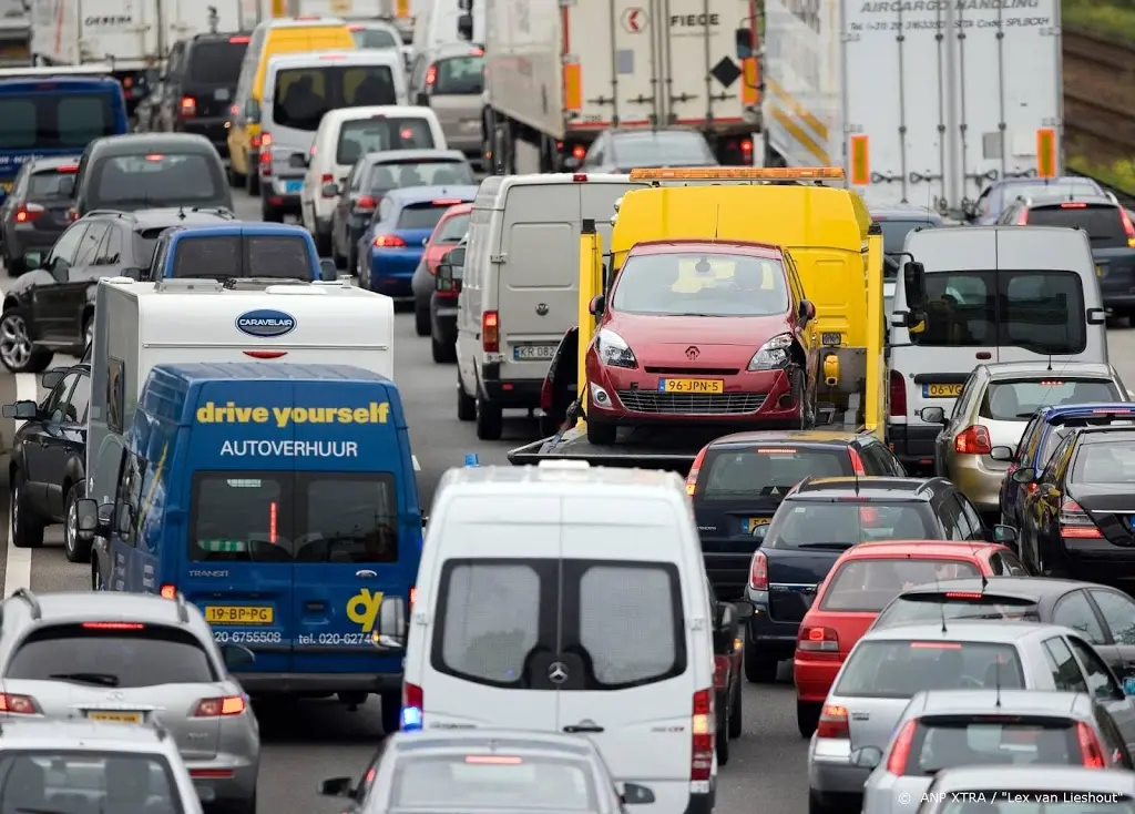 wegverkeer veroorzaakt 17 procent co2 uitstoot1573776245