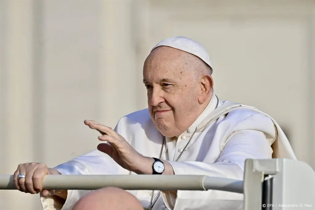 vaticaan bevestigt bezoek paus aan klimaattop dubai1701174333