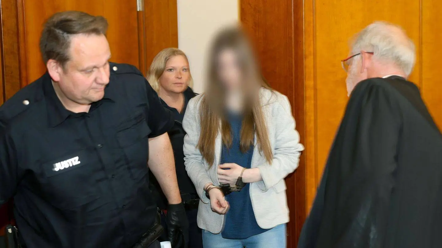 angeklagte-erzieherin-im-landgericht-goettingen