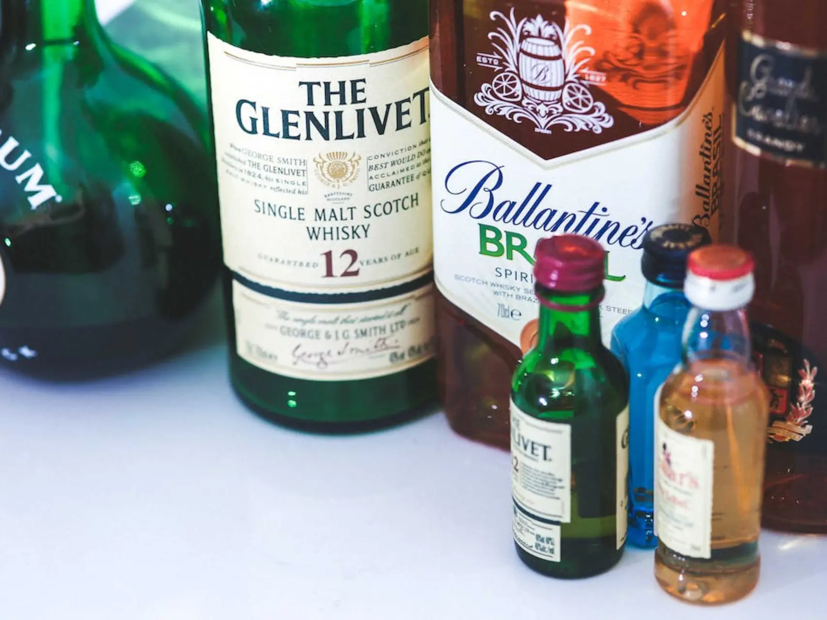 whiskyflessen Tle GLenlivet Ballantines groot klein