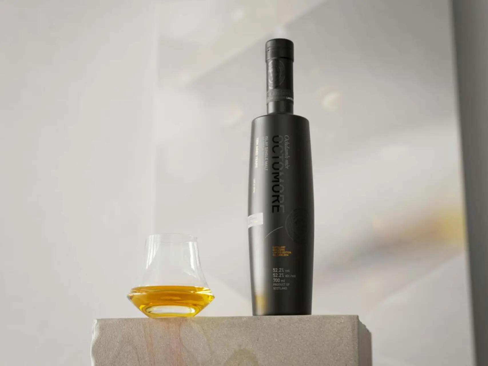 octomore 15 aged 10 years whisky