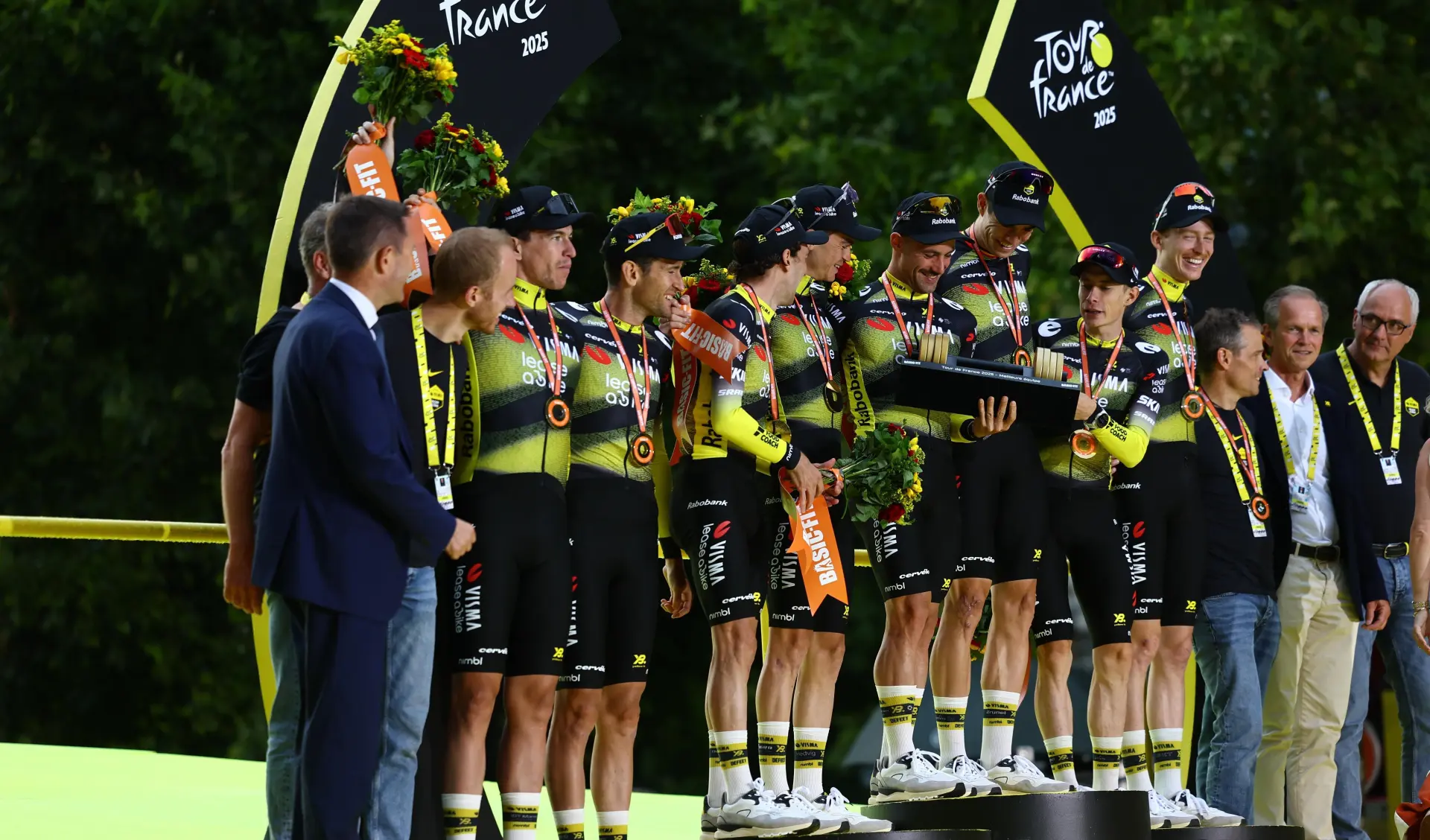 PHOTONEWS_11158235-082