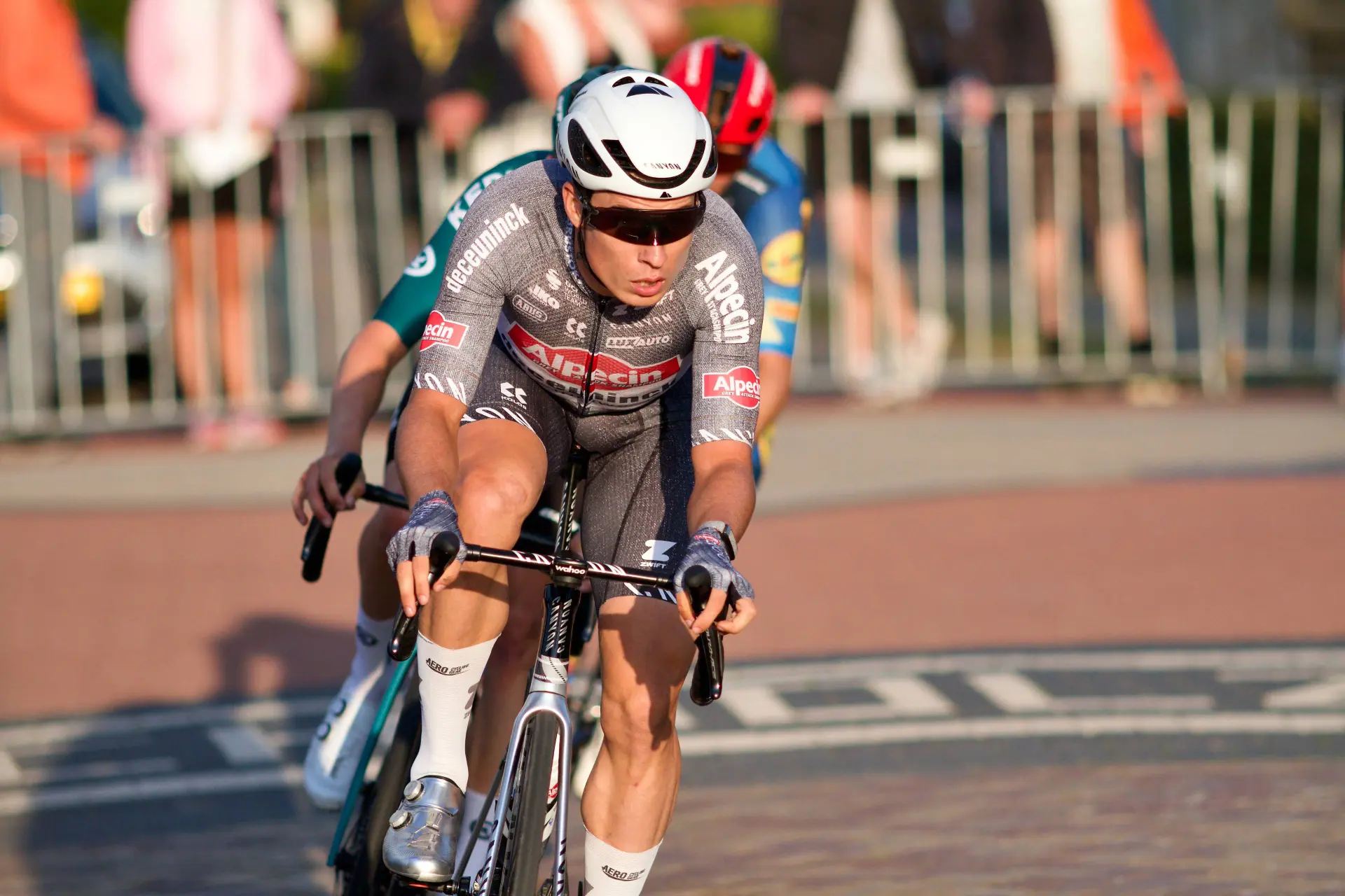 Jasper Philipsen in een wedstrijd