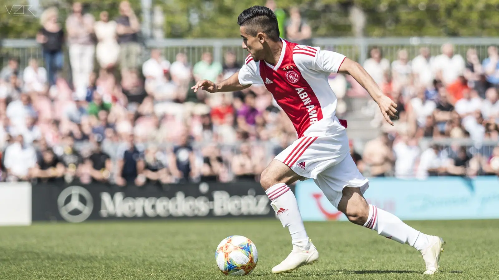 19111 1142 3a96a3de2c4b70f27b4ad9b389f20d7e original