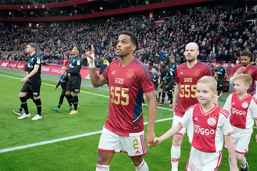 ajax rkc giro 555 aardbevingen turkije syrie