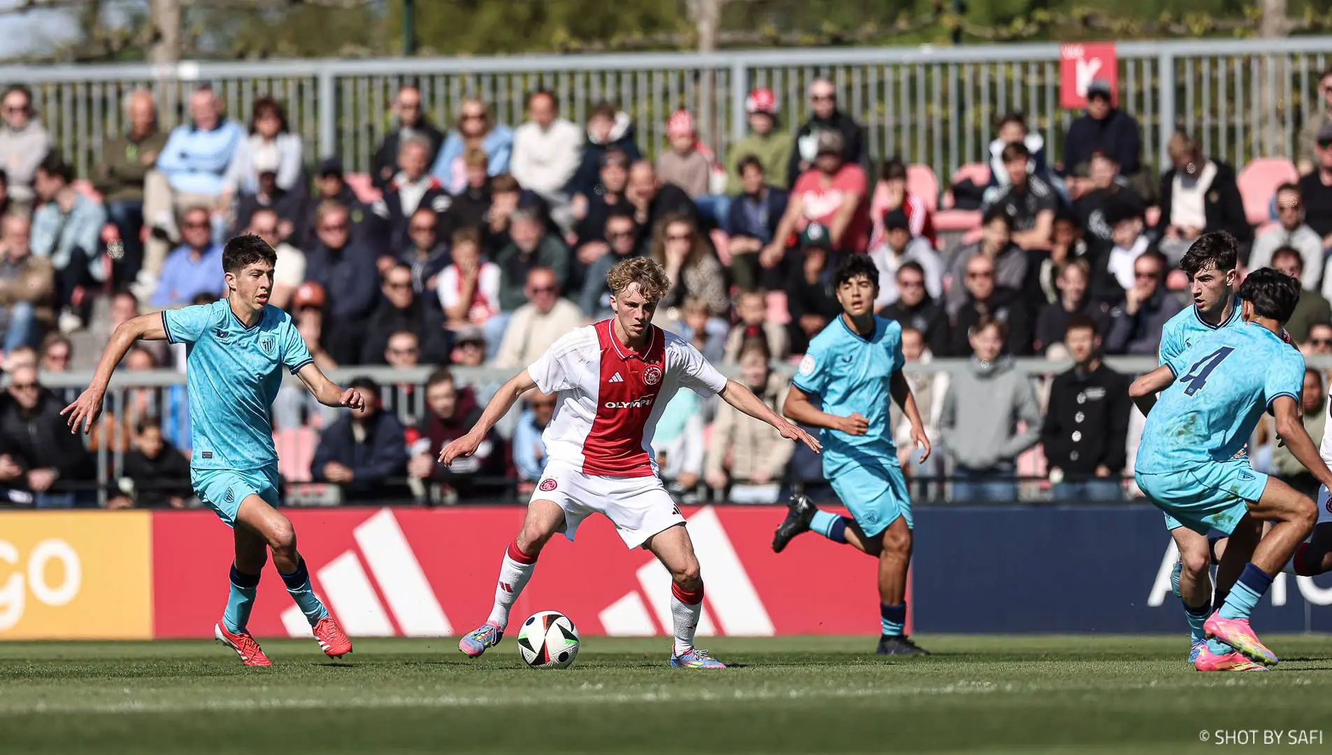 thijmen romers ajax o17 athletic club future cup