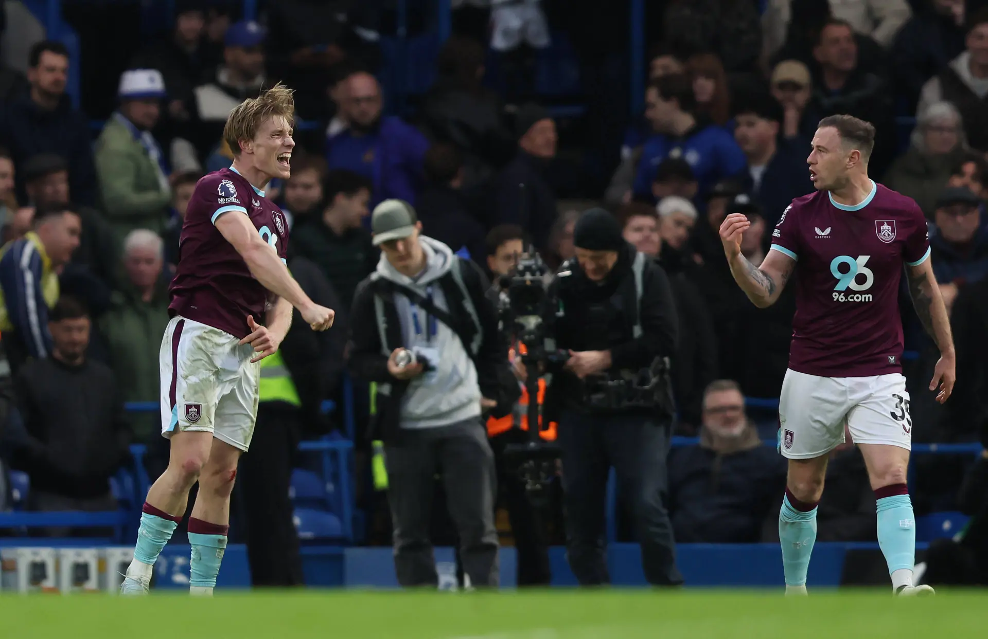 Ajax Showtime Zian Flemming Burnley