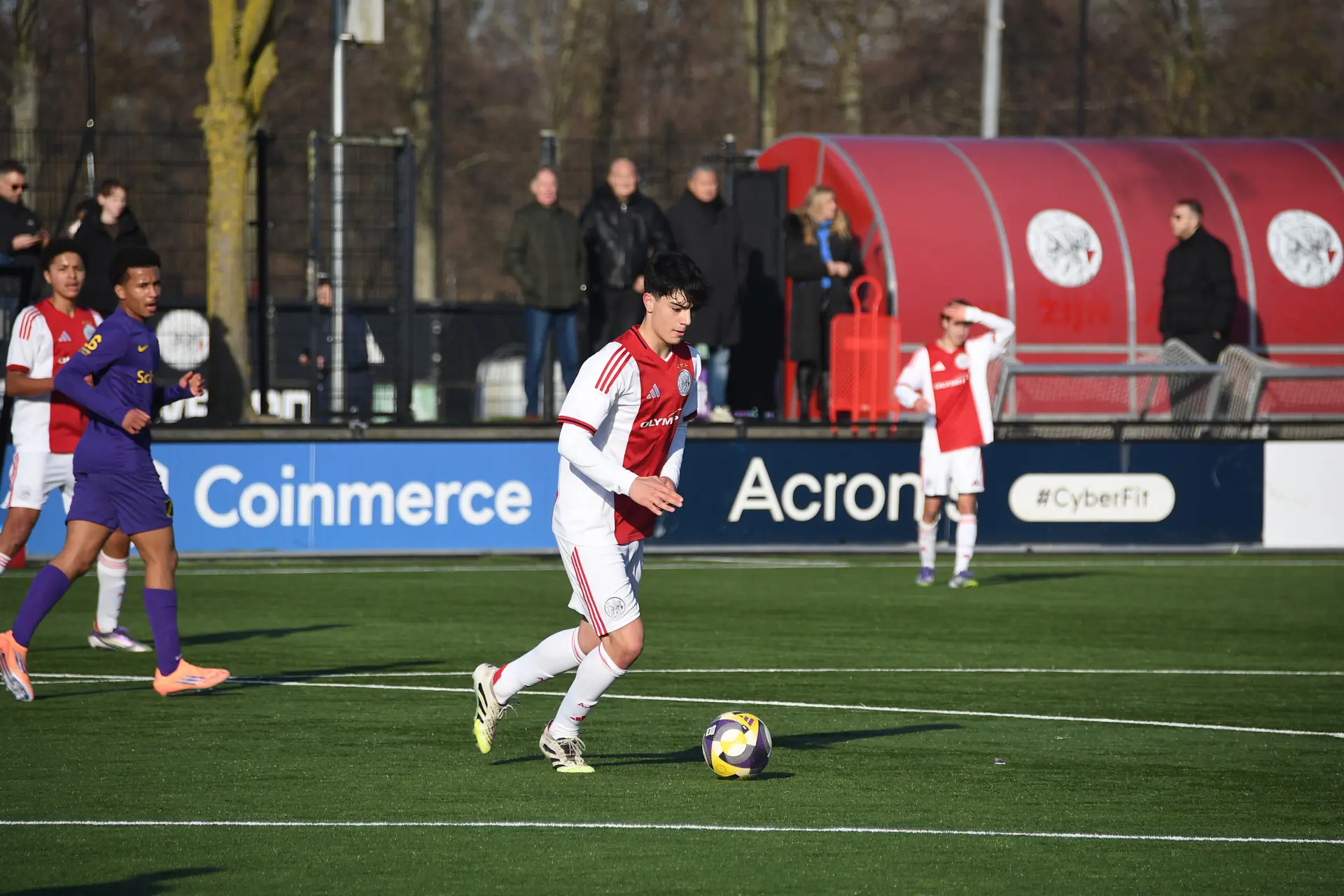 Eloi-Gomez-Ajax-jeugd