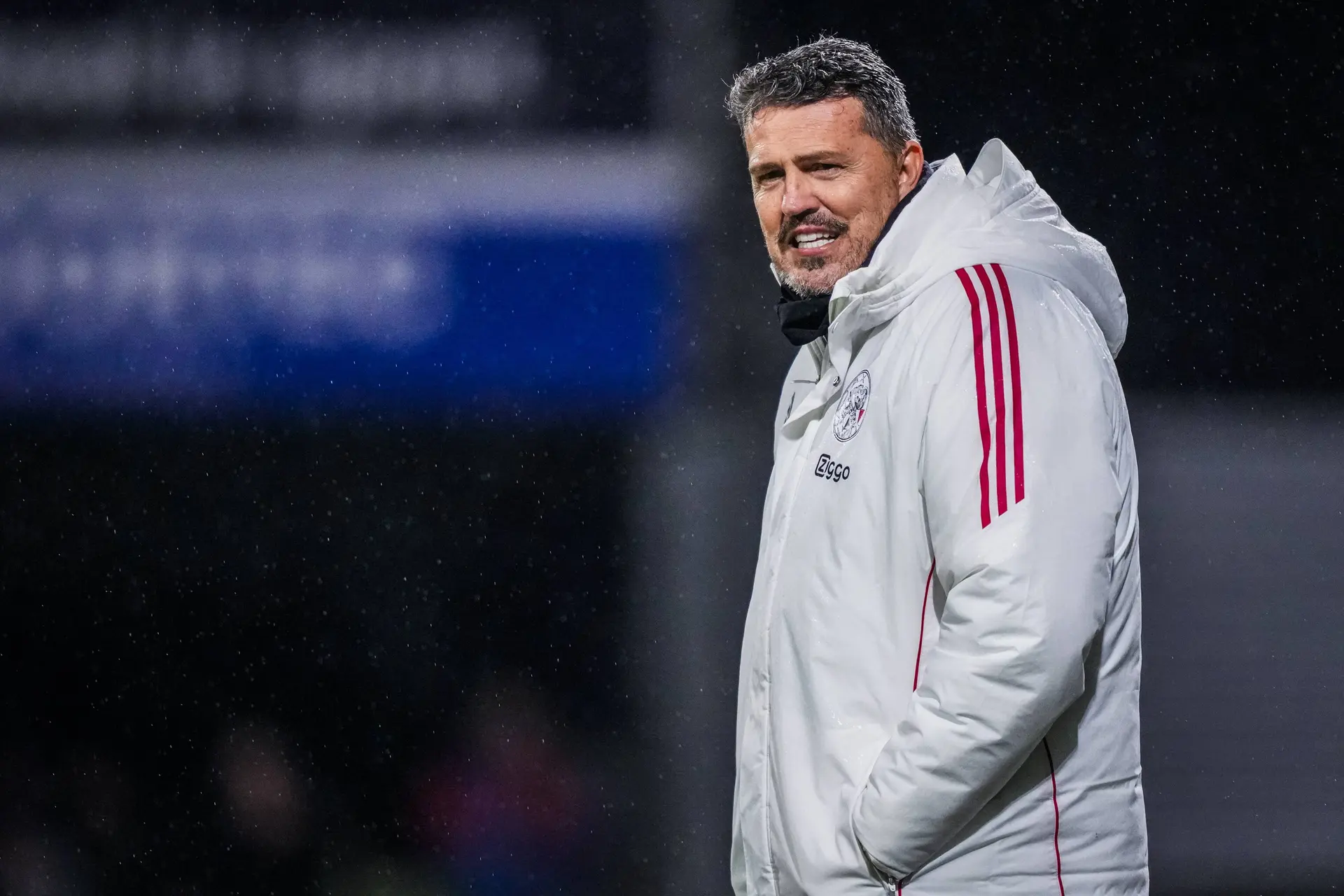 Ajax Showtime Oscar Garcia