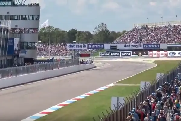 FireShot Capture 103  37 BOSS GP TT circuit Assen 2017 met Nico     https   wwwyoutubecom watchpng