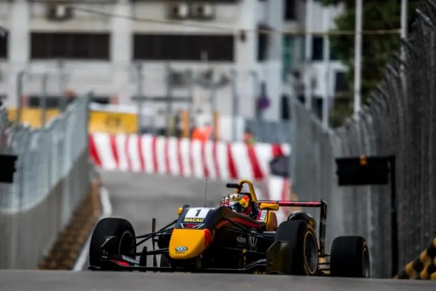 Ticktum F3 Macau 2018jpg