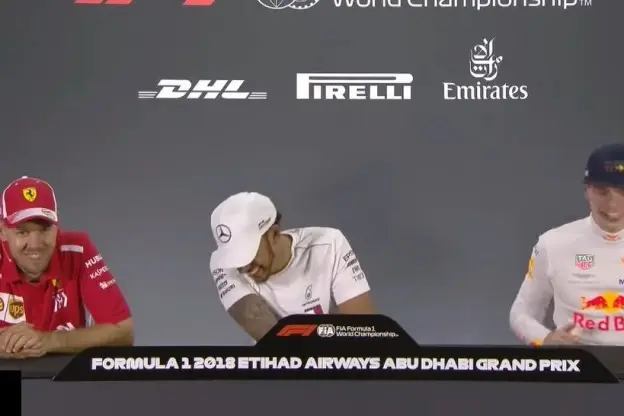 persconferentielachenjpg